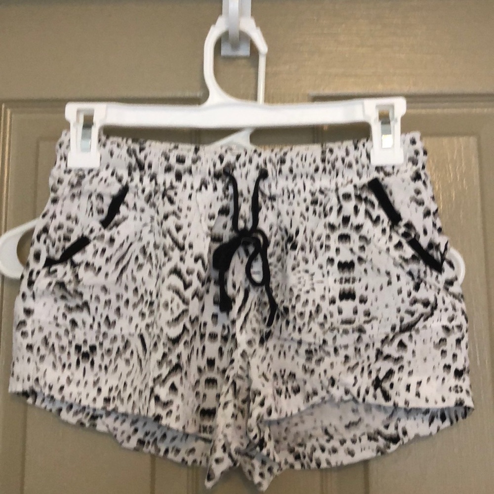 White patterned shorts